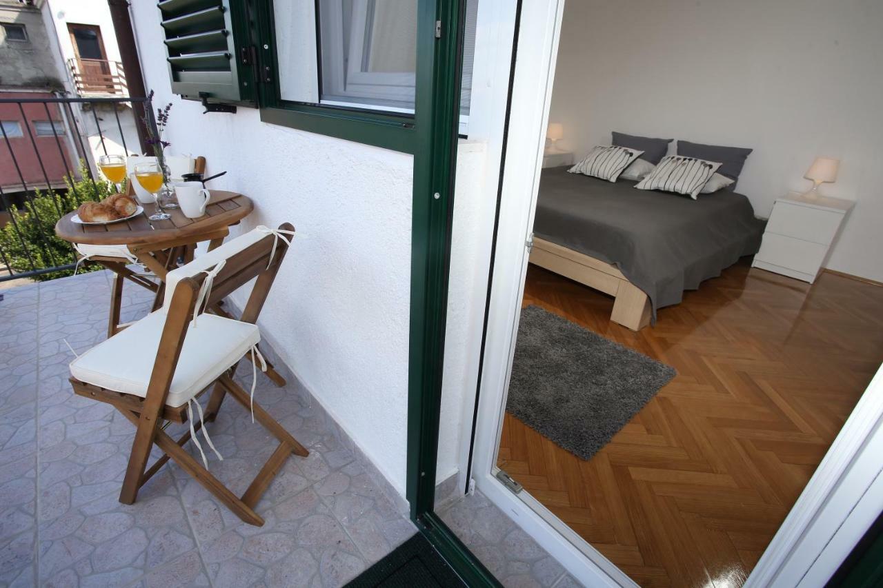 Apartmani Tri Bunje Tribalj Exterior foto