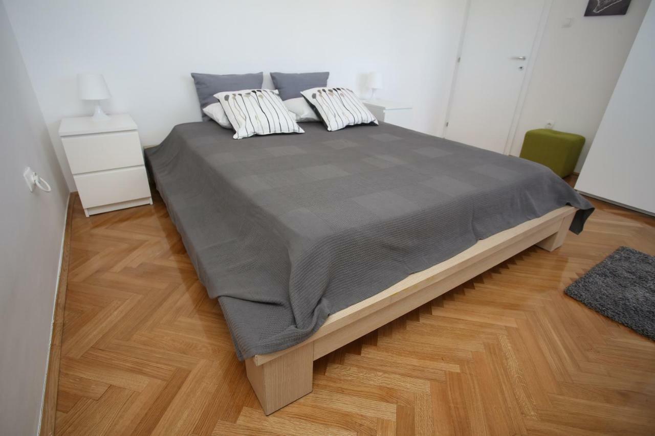 Apartmani Tri Bunje Tribalj Exterior foto