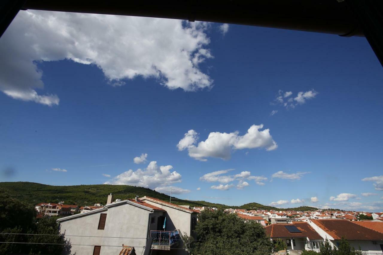 Apartmani Tri Bunje Tribalj Exterior foto